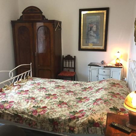 Ferienwohnung Vintage House For Rent 60M From Sea Baška Voda Exterior foto
